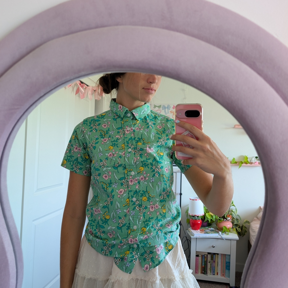 Floral Green Short Sleeve Button Up Blouse Size XS